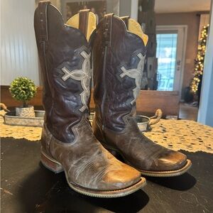 Tin Haul Men’s size 10 Philippians 4:13 Boots